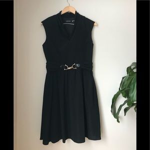 NWOT - Ellen Tracy - Black dress with bow and belt - 8